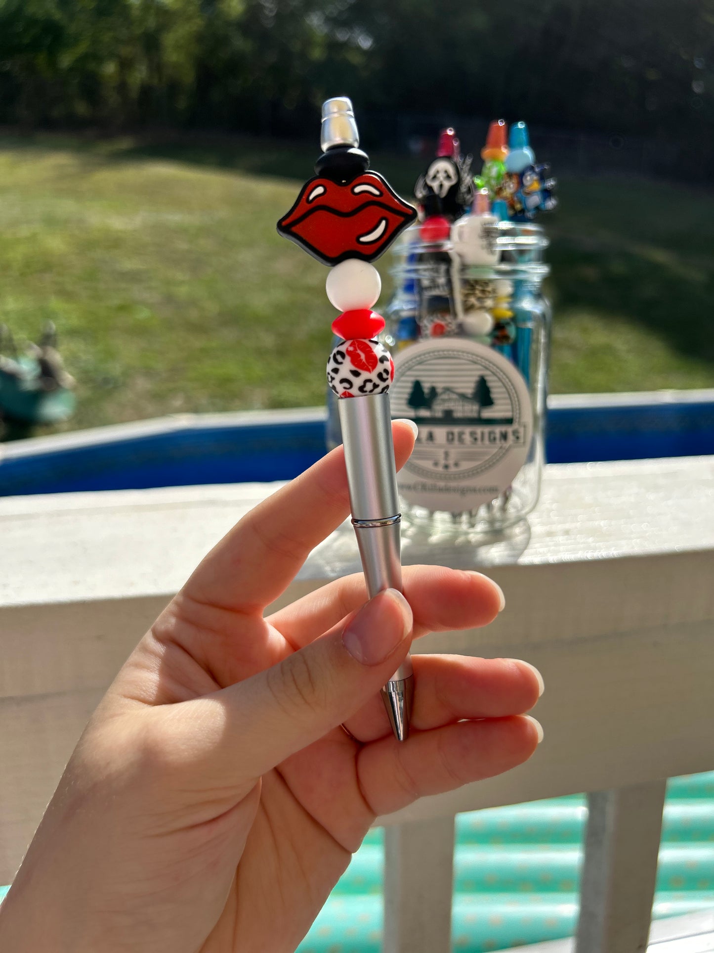 Kisses Custom Pen