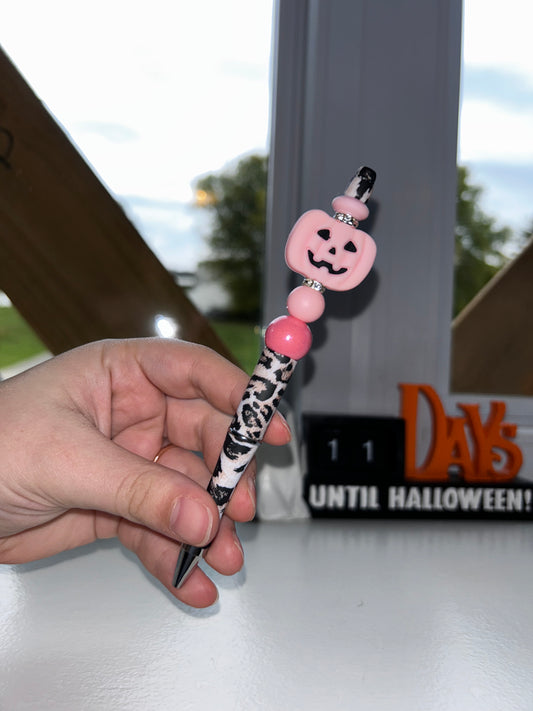 Cheetah Pumpkin Pen